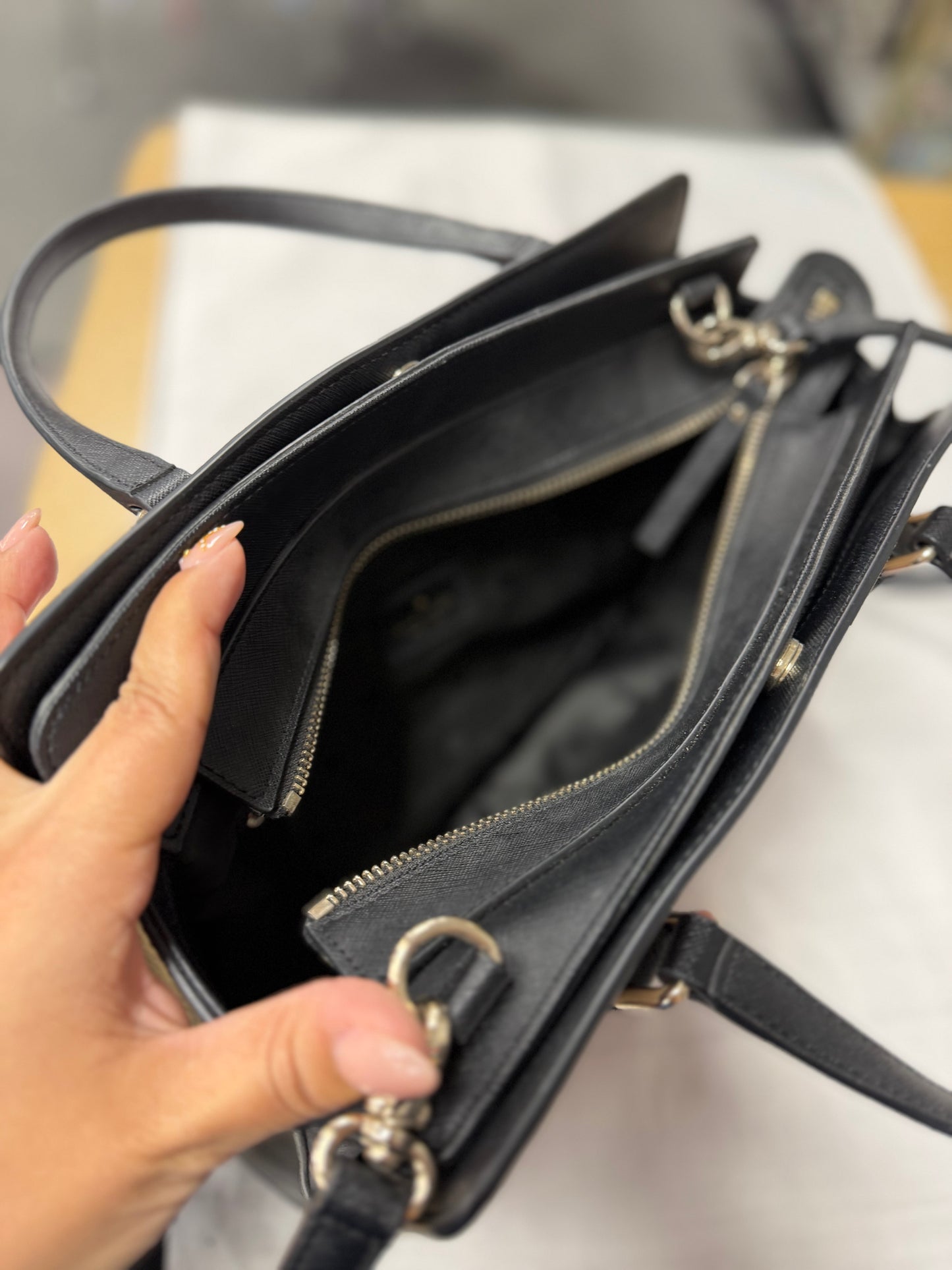 Handbag Designer By Kate Spade In Multi, Size:Medium