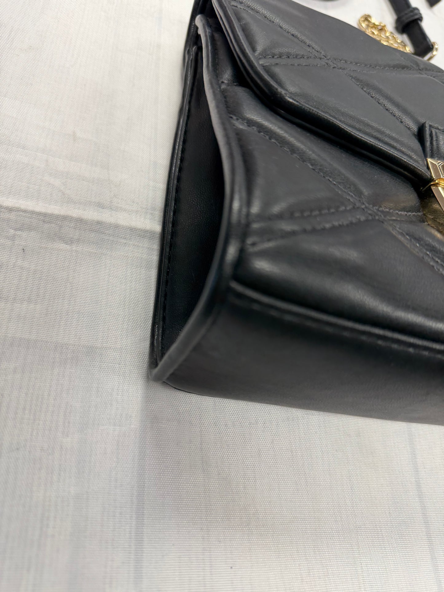 Crossbody Designer By Michael Kors In Black, Size:Small