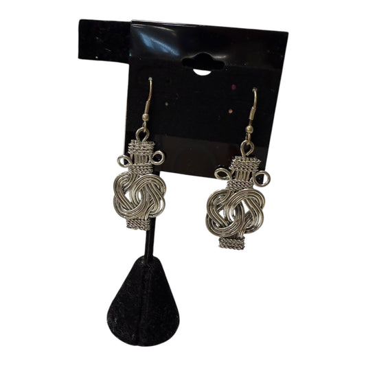 Earrings Dangle/Drop By Cme In Silver