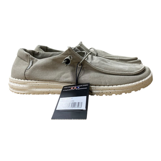 Shoes Flats By Hey Dude In Grey, Size:10