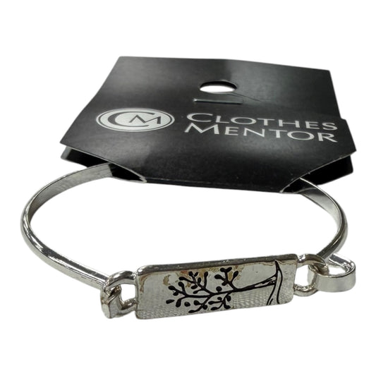 Bracelet Bangle  In Silver