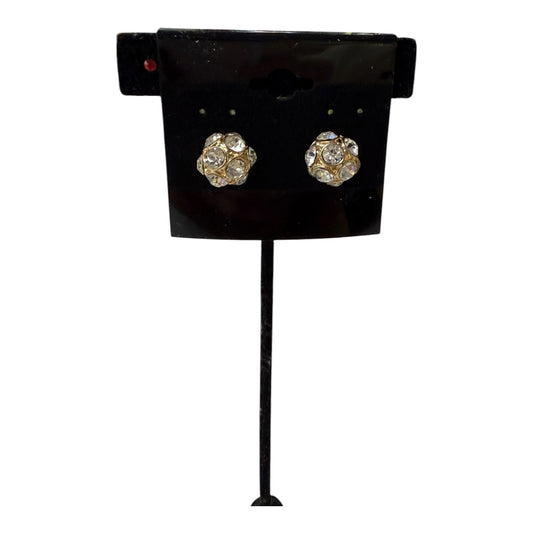 Earrings Stud  In Gold