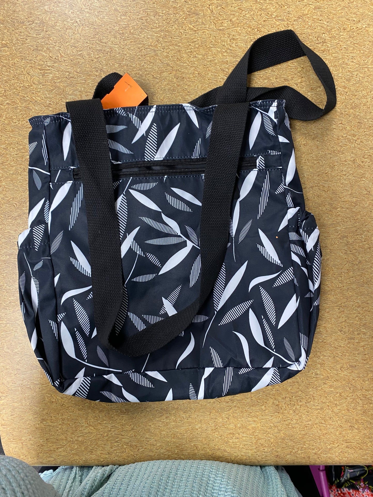 Handbag By kamo In Black & White, Size:Medium