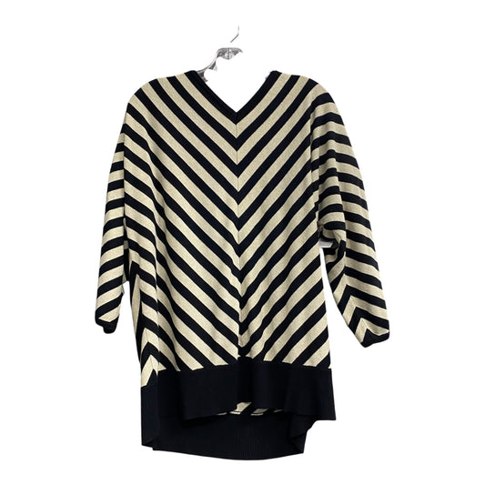 Sweater By Carmen By Carmen Marc Valvo In Black & Gold, Size:2X