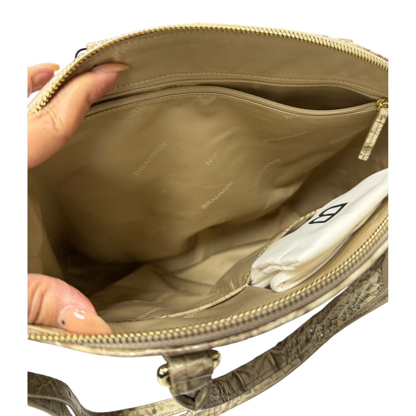 Handbag Designer By Brahmin In Cream, Size:Large