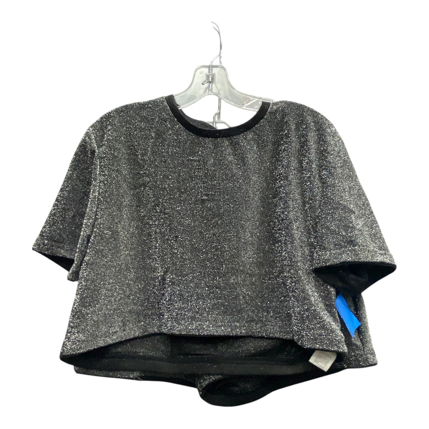 Shorts Set ByWdirara In Silver, Size:Xl