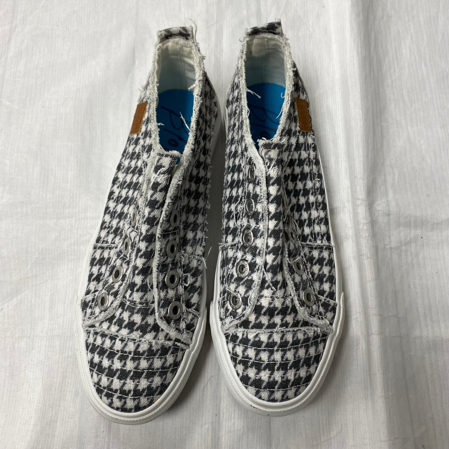 Shoes Sneakers By Blowfish In Black & White, Size:8.5