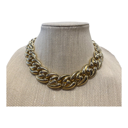 Necklace Statement  In Gold