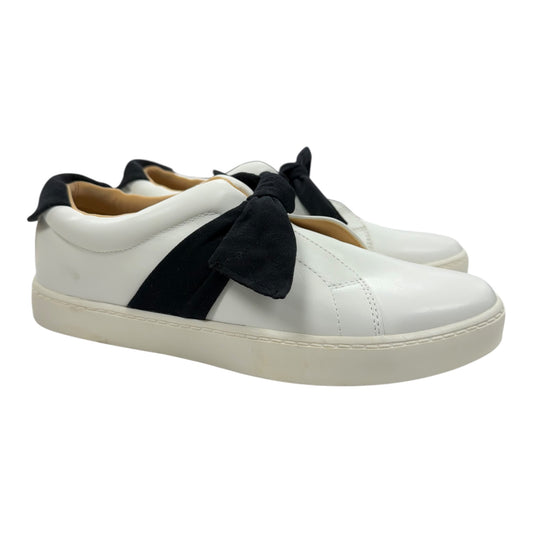 Shoes Sneakers By Journee In White, Size:9.5