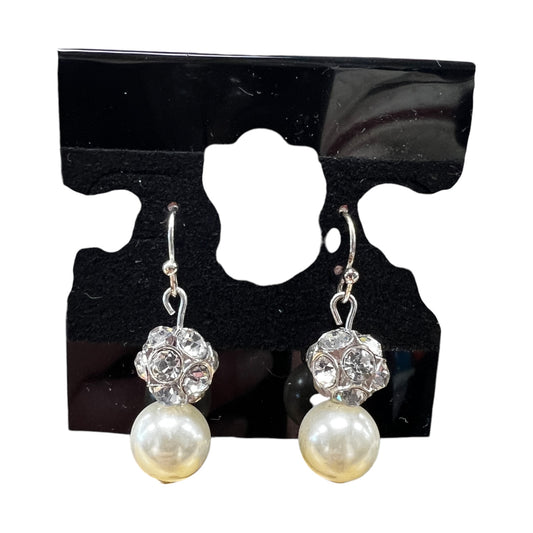 Earrings Dangle/Drop  In White