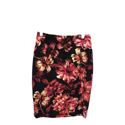 Skirt Mini & Short By White House Black Market  Size: 2