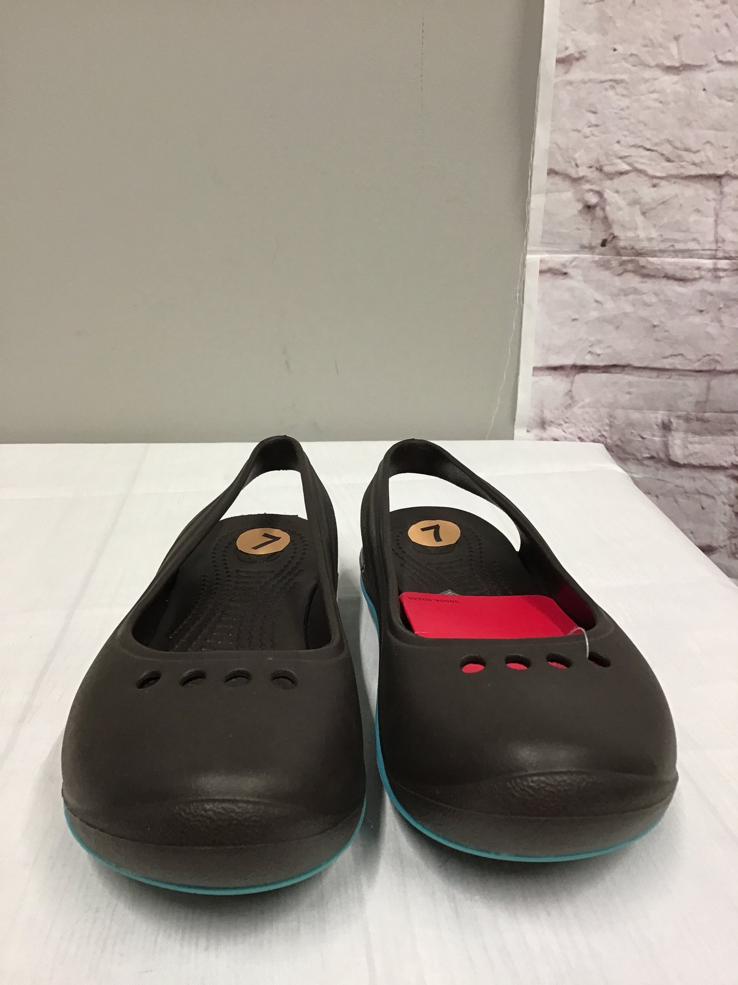 Shoes Flats Mule & Slide By Crocs  Size: 7