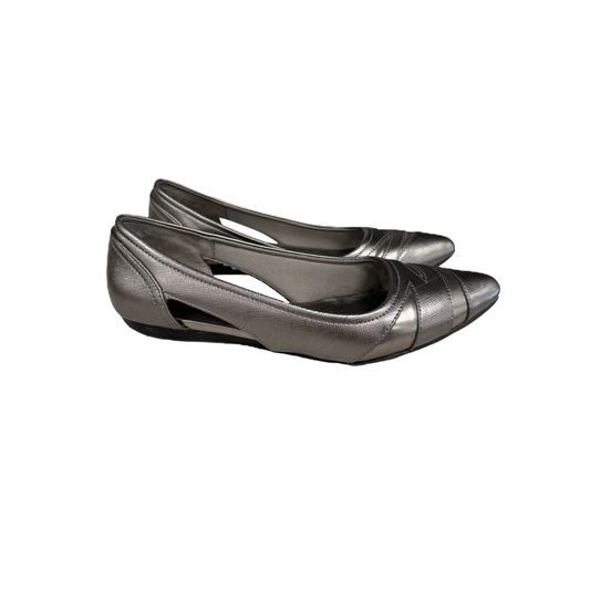 Shoes Flats Ballet By Life Stride  Size: 9