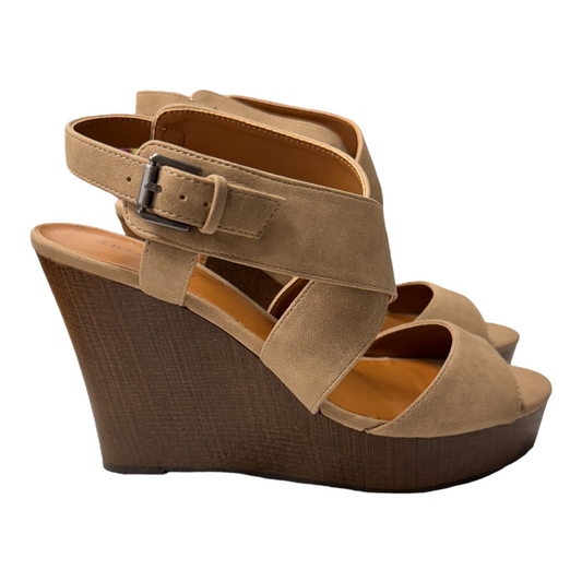 Shoes Heels Wedge By Indigo Rd  Size: 9