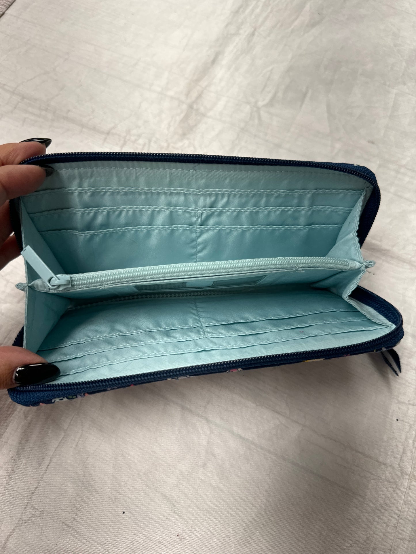 Wallet By Vera Bradley Classic  Size: Medium